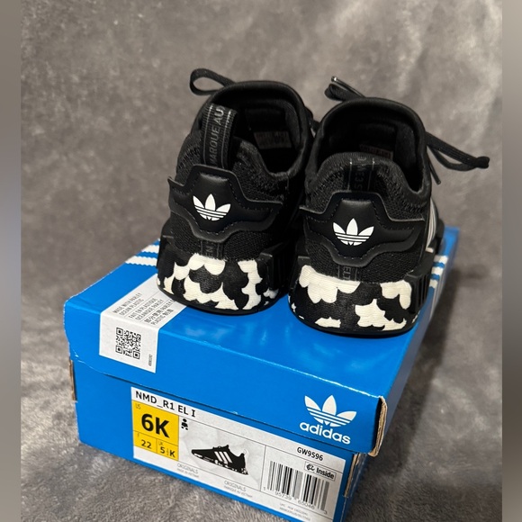 adidas Originals NMD R1 Casual Sneakers Toddler - Size 6 (color splash) - Picture 3 of 10